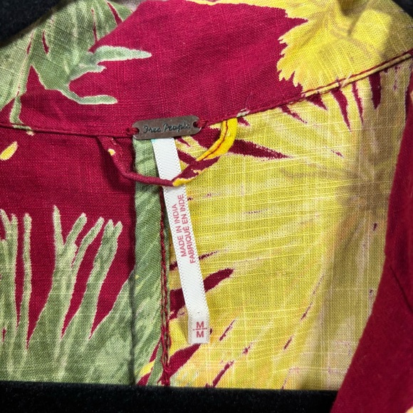Free People Malibu Hawaiian Floral Romper Shorts Red Size Medium - Picture 4 of 6